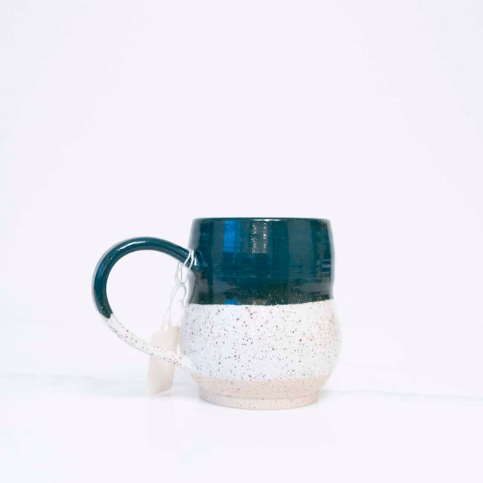 08 | Medium Mug